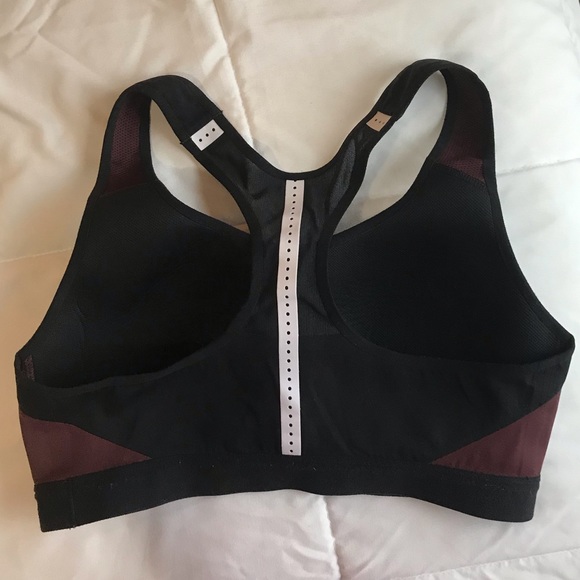 Nike Sports Bra - Picture 2 of 6